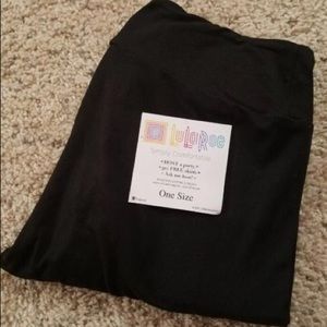 BLACK OS LULAROE!!!
